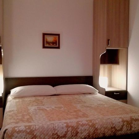 Eremo Del Dotto Aparthotel Alberobello Bilik gambar