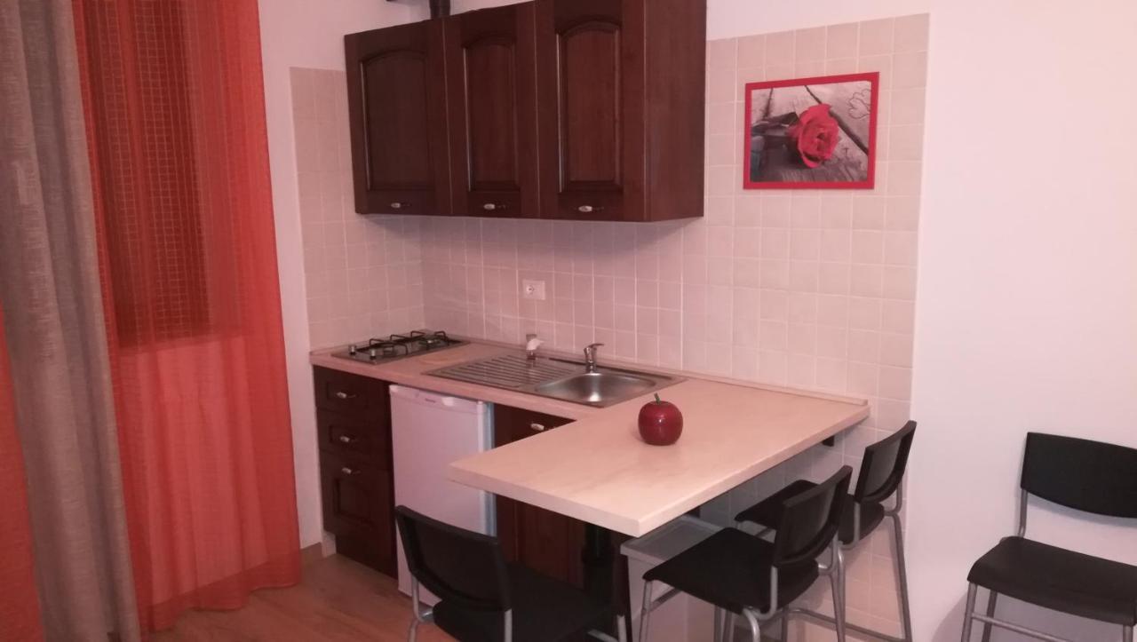 Eremo Del Dotto Aparthotel Alberobello Bilik gambar